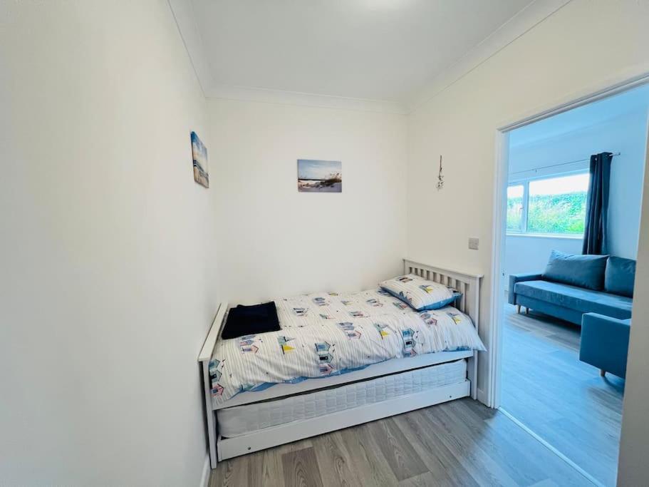 2 Bedroom Holiday Home In The Heart Of West Wales 세인트 클리어스 외부 사진